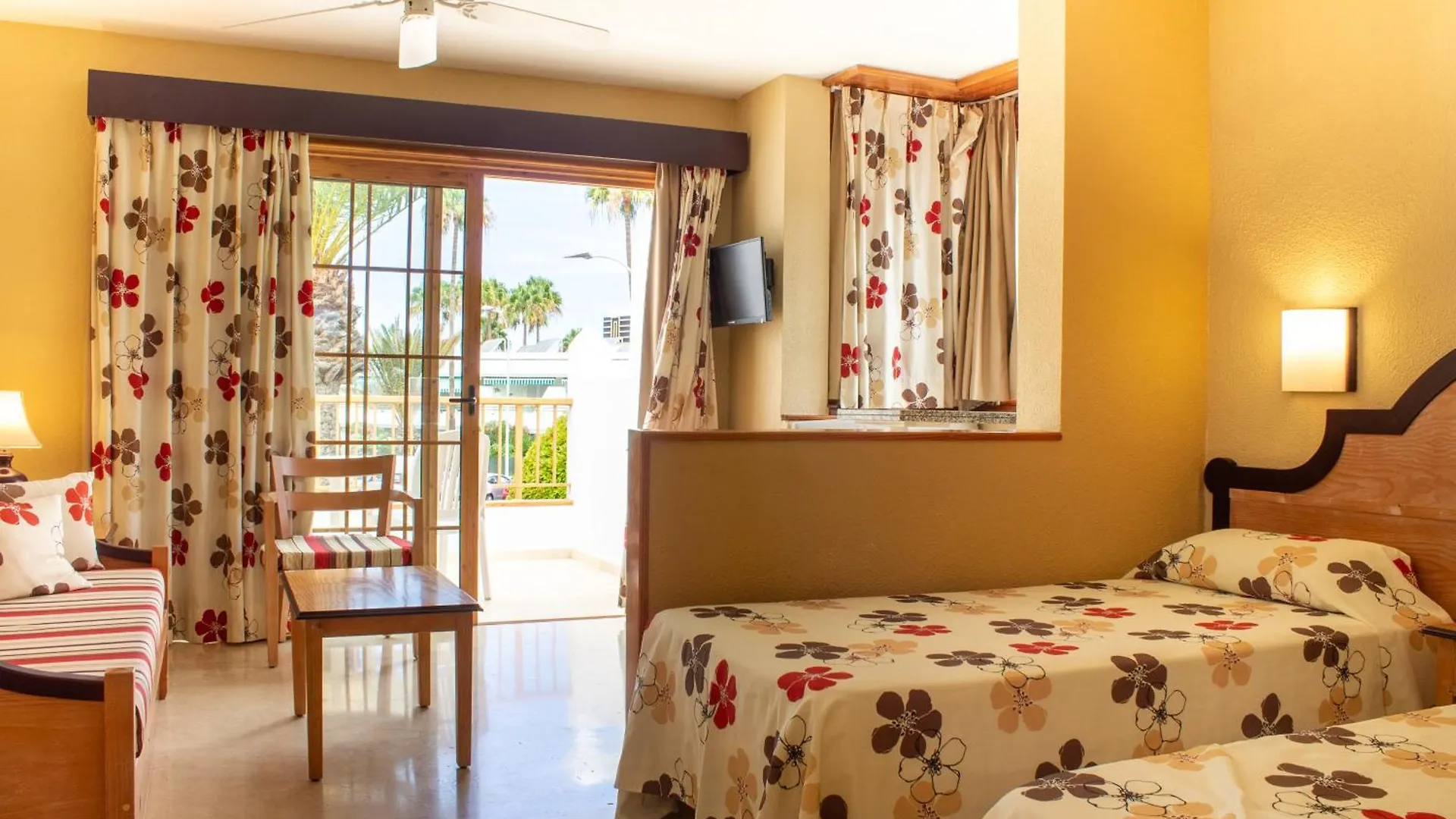 Apartamentos El Beril Costa Adeje 0*, Costa Adeje (Tenerife) Spain