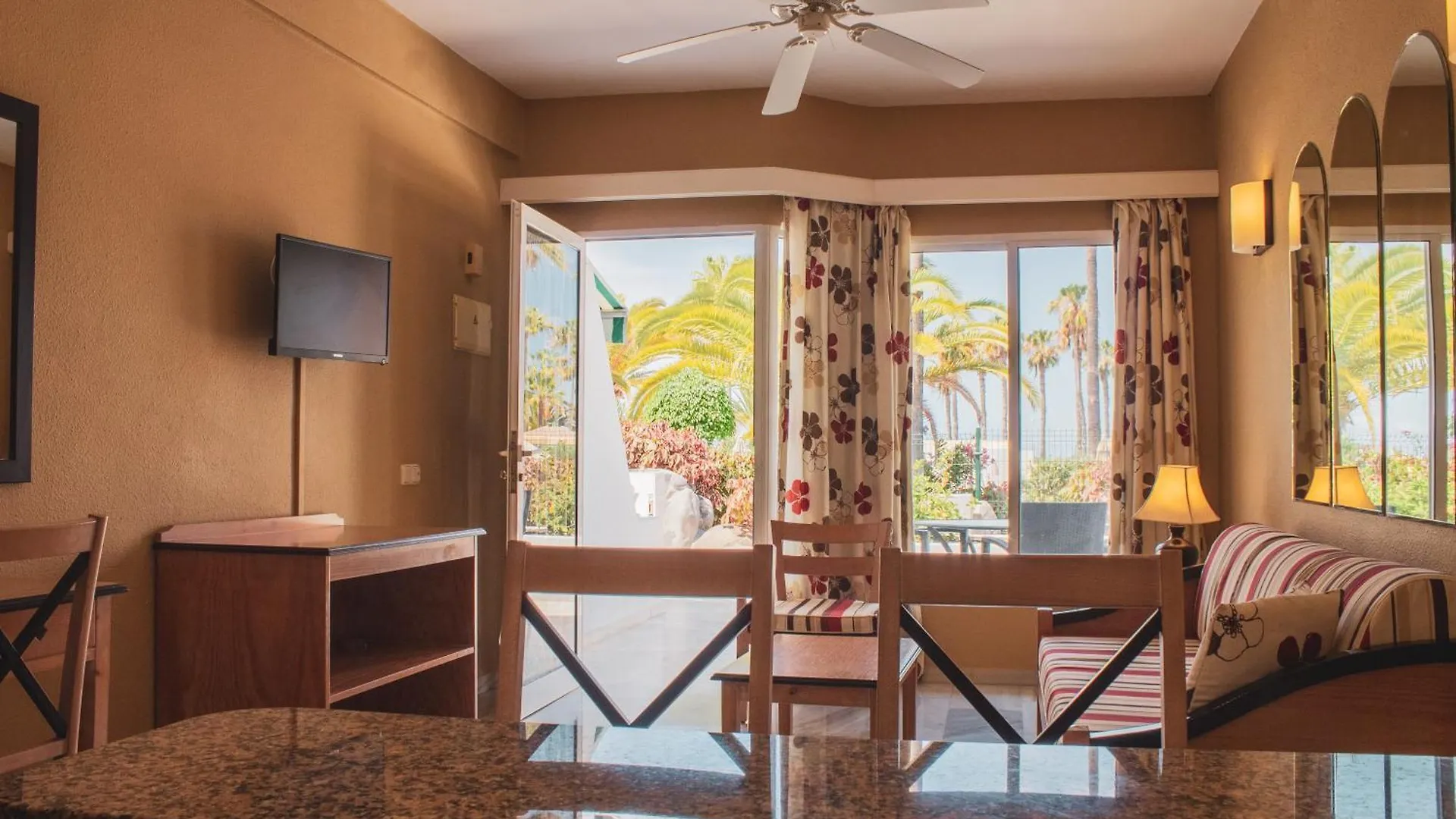 Apartamentos El Beril Costa Adeje Costa Adeje (Tenerife)