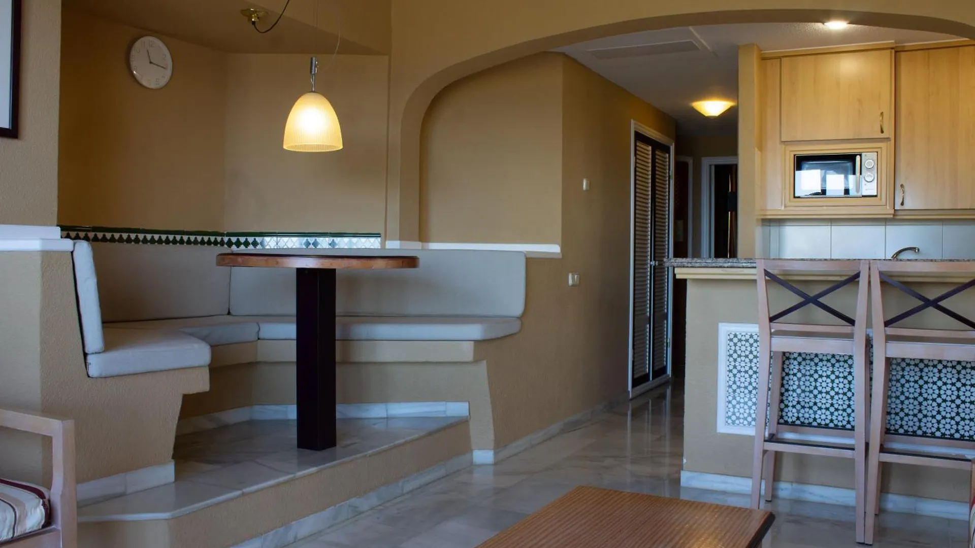Apartamentos El Beril Costa Adeje Spain
